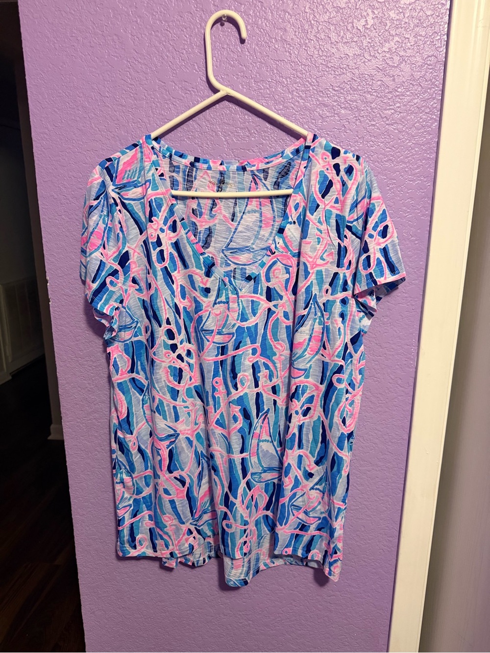 Lilly Pulitzer Blue & Pink Abstract V-Neck Short Sleeve Top
